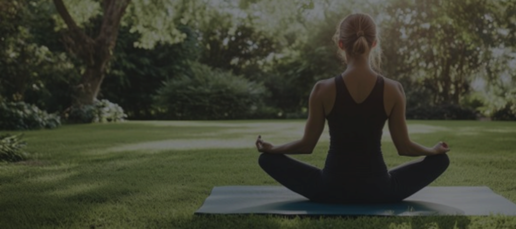 Méditation dans un jardin